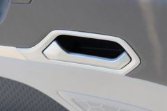 中国重汽 HOWO MAX 540马力 8X4 AMT自动档鲜活水产品运输车(中荥汽车牌)(ZXD5310TSCZQHW1)