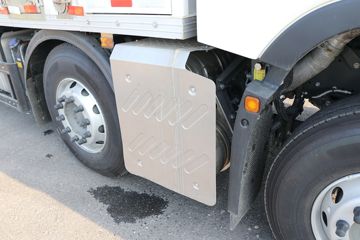 �й����� HOWO MAX 540���� 8X4 AMT�Զ����ʻ�ˮ��Ʒ���䳵(����������)(ZXD5310TSCZQHW1)ͼƬ