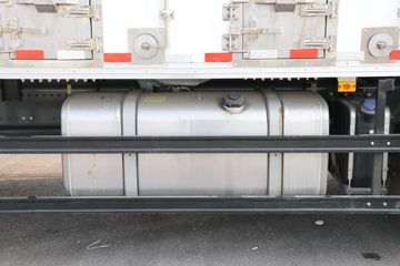 �й����� HOWO MAX 540���� 8X4 AMT�Զ����ʻ�ˮ��Ʒ���䳵(����������)(ZXD5310TSCZQHW1)ͼƬ