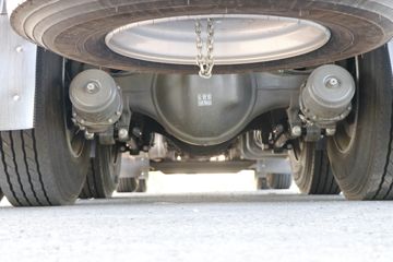 �й����� HOWO MAX 540���� 8X4 AMT�Զ����ʻ�ˮ��Ʒ���䳵(����������)(ZXD5310TSCZQHW1)ͼƬ