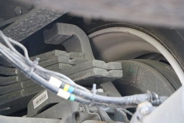 �й����� HOWO MAX 540���� 8X4 AMT�Զ����ʻ�ˮ��Ʒ���䳵(����������)(ZXD5310TSCZQHW1)ͼƬ