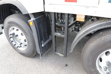 �й����� HOWO MAX 540���� 8X4 AMT�Զ����ʻ�ˮ��Ʒ���䳵(����������)(ZXD5310TSCZQHW1)ͼƬ