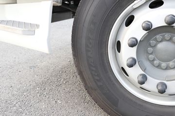 �й����� HOWO MAX 540���� 8X4 AMT�Զ����ʻ�ˮ��Ʒ���䳵(����������)(ZXD5310TSCZQHW1)ͼƬ