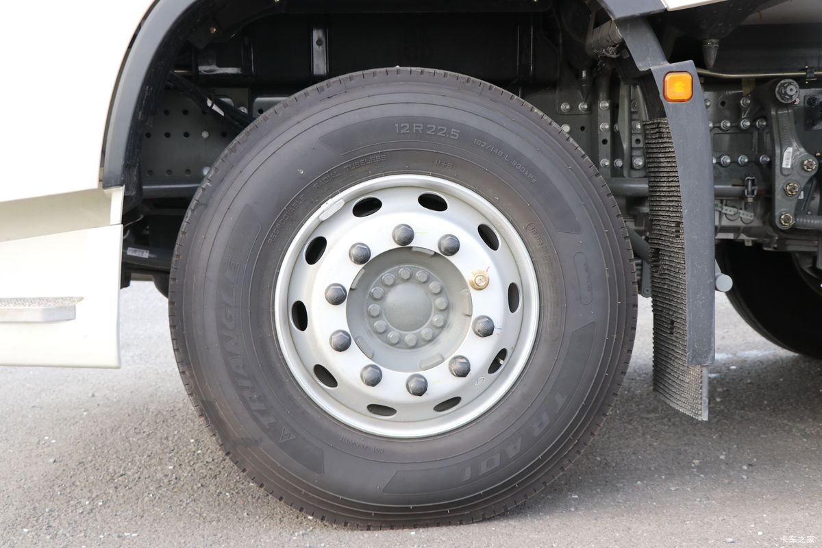 �й����� HOWO MAX 540���� 8X4 AMT�Զ����ʻ�ˮ��Ʒ���䳵(����������)����                                                