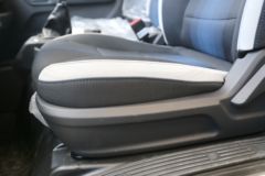 福田 欧马可X 122马力 3.83米排半仓栅式轻卡(气刹)(BJ5044CCY-4A)