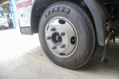 福田 欧马可X 122马力 3.83米排半仓栅式轻卡(气刹)(BJ5044CCY-4A)