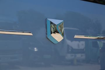 ���桤��EH Pro ��ɲ 4.18�׵��Ŵ��綯��դʽ�Ῠ ����131.98kWhͼƬ