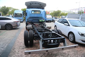 ���桤��EH Pro ��ɲ 4.18�׵��Ŵ��綯��դʽ�Ῠ ����131.98kWhͼƬ