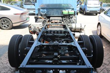 ���桤��EH Pro ��ɲ 4.18�׵��Ŵ��綯��դʽ�Ῠ ����131.98kWhͼƬ