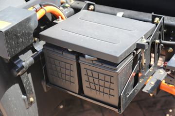 ���桤��EH Pro ��ɲ 4.18�׵��Ŵ��綯��դʽ�Ῠ ����131.98kWhͼƬ