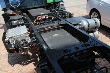 ���桤��EH Pro ��ɲ 4.18�׵��Ŵ��綯��դʽ�Ῠ ����131.98kWhͼƬ