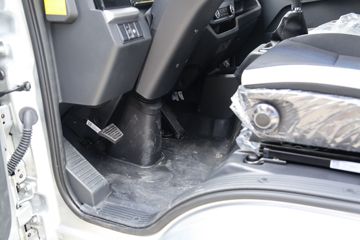 ���� ŷ����X 140���� 3.37���Ű���ʽ�Ῠ(��ɲ)ͼƬ