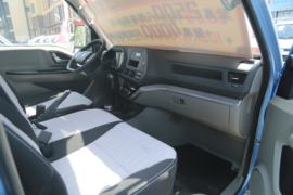 蓝擎·悦ER&nbsp;电动载货车内饰图片