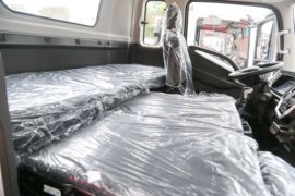 骏铃S9&nbsp;载货车驾驶室                                               图片