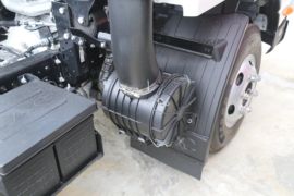 骏铃S9&nbsp;载货车底盘                                                图片