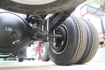 ��������S9 2.5L���� 170���� ��ʿ��8�� 3.85���Ű��դʽ�ῨͼƬ