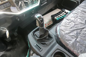 �����˶����� 2.5L���� 137���� ������6�� ��ɲ 4.18�׵��������ῨͼƬ