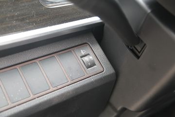 �����˶����� 2.5L���� 137���� ������6�� ��ɲ 4.18�׵��������ῨͼƬ