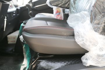 �����˶����� 2.5L���� 137���� ������6�� ��ɲ 4.18�׵��������ῨͼƬ