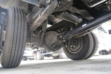 �����˶����� 2.5L���� 137���� ������6�� ��ɲ 4.18�׵��������ῨͼƬ