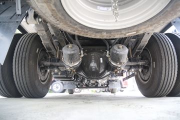 �����˶����� 2.5L���� 137���� ������6�� ��ɲ 4.18�׵��������ῨͼƬ