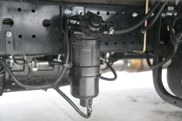 �����˶����� 2.5L���� 137���� ������6�� ��ɲ 4.18�׵��������ῨͼƬ