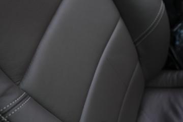 ˹������ Sϵ�� 560���� 6X2Rǣ����(�ͺ�S 560 6x2)ͼƬ