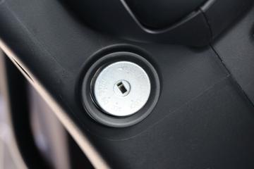 һ����� J6G �캽�� 320���� 4X2 9.7����ʽ�ػ���(CA5181XXYP62K1L5E6)ͼƬ