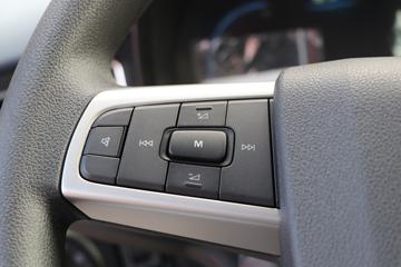 һ����� J6G �캽�� 320���� 4X2 9.7����ʽ�ػ���(CA5181XXYP62K1L5E6)ͼƬ