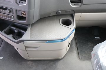 �й����� HOWO MAX 290���� 4X2 6.83��AMT�Զ�����س�ͼƬ