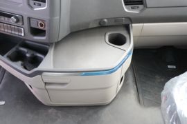 HOWO Max&nbsp;冷藏车驾驶室图片