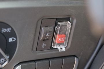 �й����� HOWO MAX 290���� 4X2 6.83��AMT�Զ�����س�ͼƬ