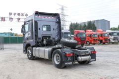 中国重汽 HOWO Max重卡 510马力 4X2 AMT自动档牵引车(ZZ4187V391KF1)