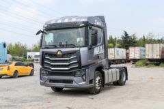 中国重汽 HOWO Max重卡 510马力 4X2 AMT自动档牵引车(ZZ4187V391KF1)