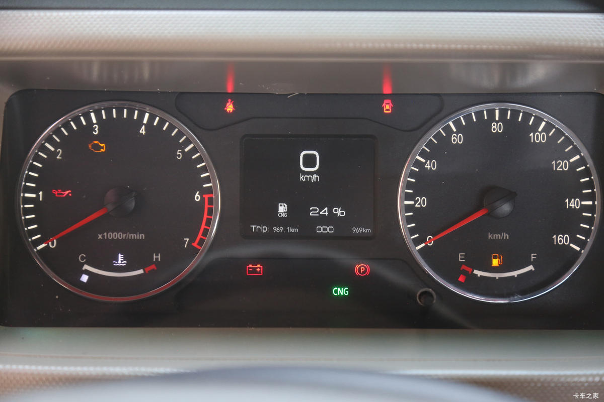  K6-S 2.0L 127 CNG 4.17׵Ῠ(EQ1030S3TNE)ʻ                                               