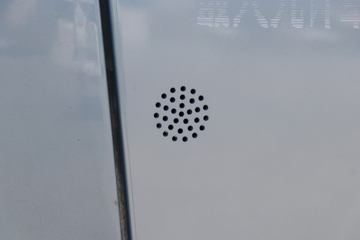 �й����� HOWO TS7�ؿ� 590���� 6X4 LNG�Զ���ǣ����(Һ��)(ZZ4257V424KF1LT)ͼƬ