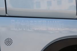 HOWO TS7&nbsp;牵引车外观                                                图片