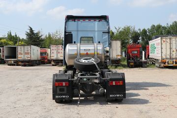 HOWO TS7&nbsp;牵引车外观                                                图片