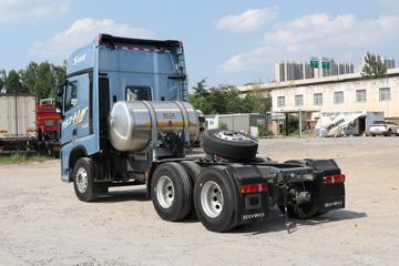 HOWO TS7&nbsp;牵引车外观                                                图片