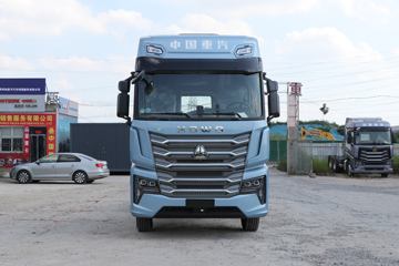 HOWO TS7&nbsp;牵引车外观                                                图片