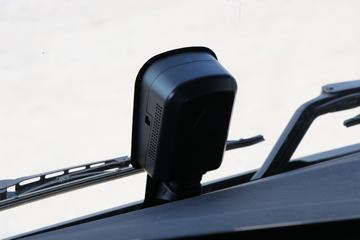 �й����� HOWO TS7�ؿ� 590���� 6X4 LNG�Զ���ǣ����(Һ��)(ZZ4257V424KF1LT)ͼƬ