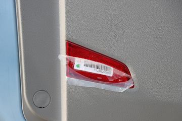 �й����� HOWO TS7�ؿ� 590���� 6X4 LNG�Զ���ǣ����(Һ��)(ZZ4257V424KF1LT) ����ͼƬ