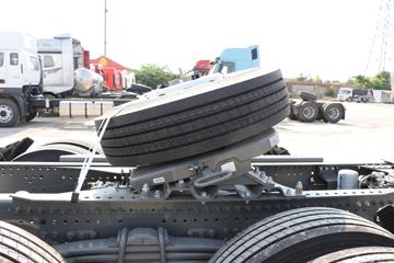 �й����� HOWO TS7�ؿ� 590���� 6X4 LNG�Զ���ǣ����(Һ��)(ZZ4257V424KF1LT)ͼƬ