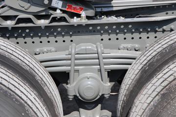 �й����� HOWO TS7�ؿ� 590���� 6X4 LNG�Զ���ǣ����(Һ��)(ZZ4257V424KF1LT)ͼƬ