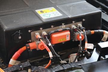 �����Ῠ ��EH 4.5T 4.18�׵��Ŵ��綯��դʽ�Ῠ131.98kWhͼƬ