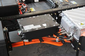 �����Ῠ ��EH 4.5T 4.18�׵��Ŵ��綯��դʽ�Ῠ131.98kWhͼƬ