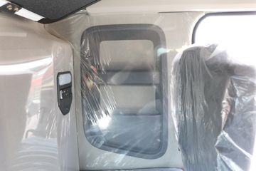 �й����� HOWO MAX 290���� 4X2 9.6��AMT�Զ�����ʽ�ػ���(ZZ5187XXYN711KF1B-1)ͼƬ