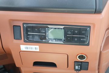 �й����� ����MATE 240���� 4X2 6.75�ײ�դʽ�ػ���ͼƬ