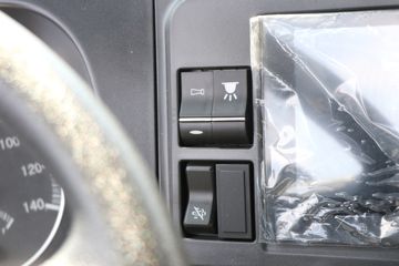 �й����� ����MATE 240���� 4X2 6.75�ײ�դʽ�ػ���ͼƬ