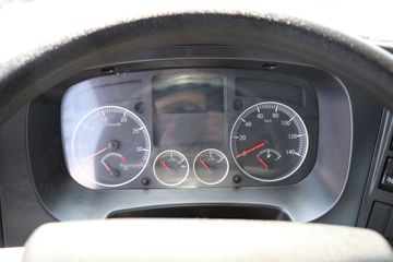 �й����� ����MATE 240���� 4X2 6.75�ײ�դʽ�ػ���ͼƬ